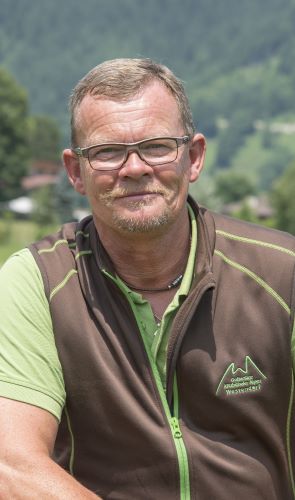 Head Greenkeeper: Trevor Mitchell